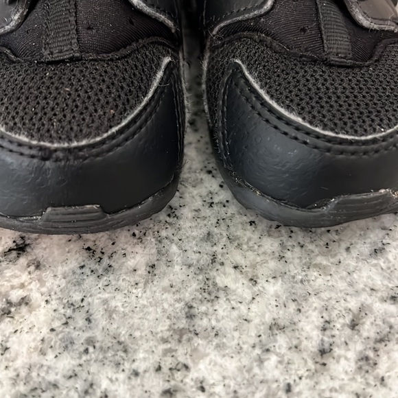 NIKE HUARCHE Run Sz 5.5 like new unisex toddler - Picture 4 of 8